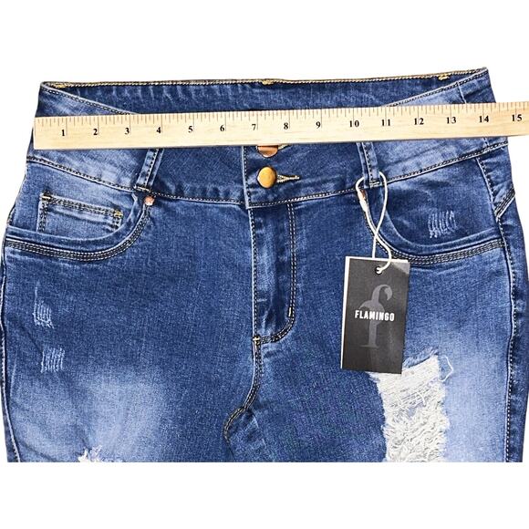 NWT Flamingo Ripped Mid-Rise Straight Leg Jeans Small (28'x28") - Picture 2 of 7